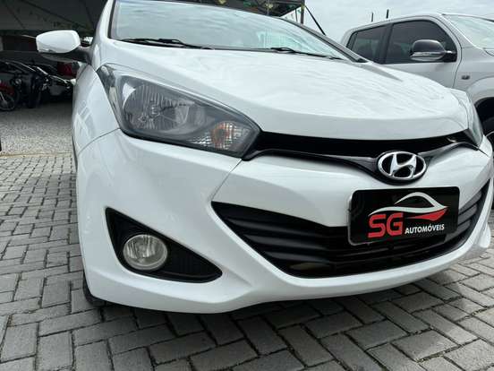 HYUNDAI-HB20S-2013