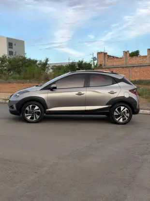 HYUNDAI-HB20X-2019