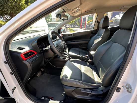 HYUNDAI-HB20X-2021