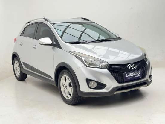 HYUNDAI-HB20X-1.6 16V PREMIUM FLEX 4P AUTOMÁTICO HYUNDAI-HB20X-2014