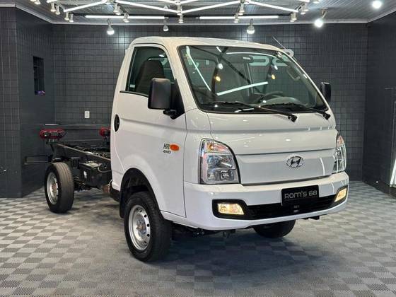 HYUNDAI HR 2.5 TURBO DIESEL CS 4WD MANUAL