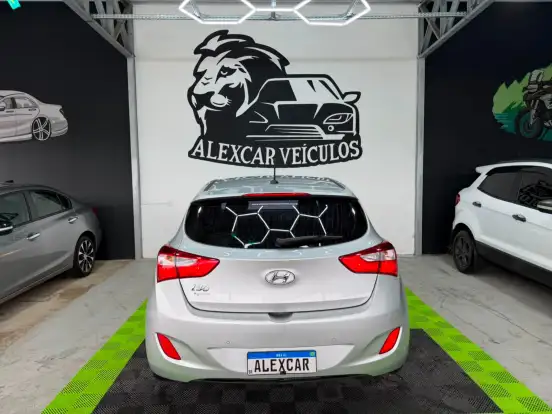 HYUNDAI-I30-1.8 MPI 16V GASOLINA 4P AUTOMATICO HYUNDAI-I30-2014
