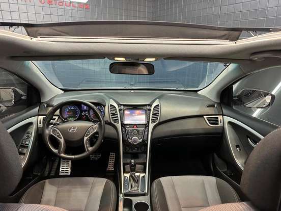 HYUNDAI-I30-1.8 MPI 16V GASOLINA 4P AUTOMATICO HYUNDAI-I30-2015