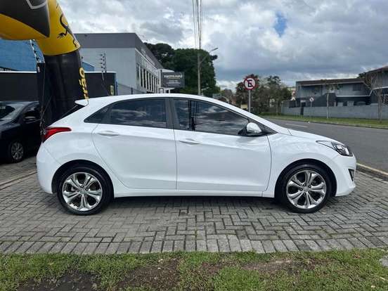 HYUNDAI-I30-2014