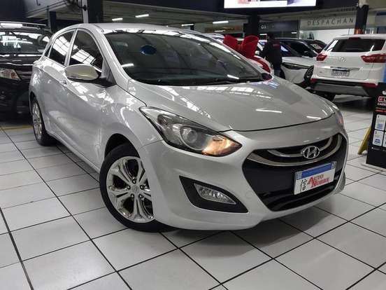 HYUNDAI-I30-1.8 MPI 16V GASOLINA 4P AUTOMATICO HYUNDAI-I30-2013