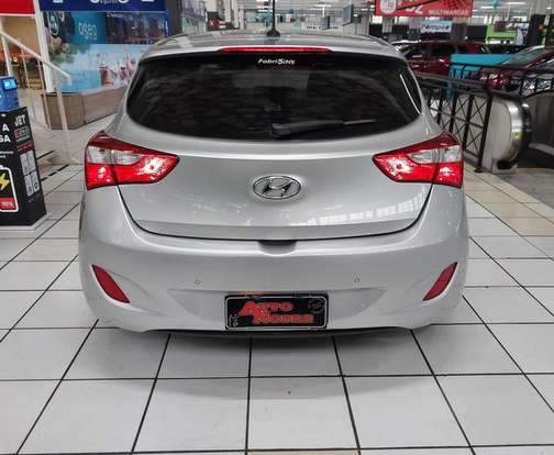 HYUNDAI-I30-2013