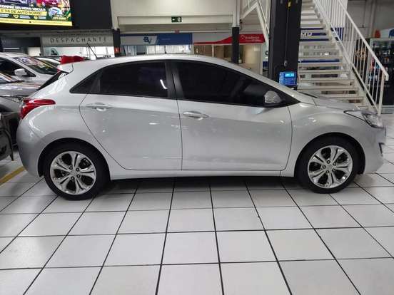 HYUNDAI-I30-2013