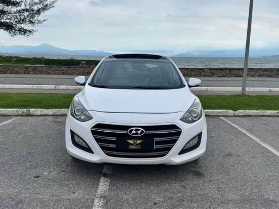 HYUNDAI-I30-1.8 MPI 16V GASOLINA 4P AUTOMATICO HYUNDAI-I30-2015