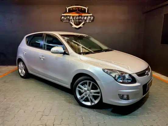 HYUNDAI-I30-2.0 MPFI GLS 16V GASOLINA 4P MANUAL HYUNDAI-I30-2011