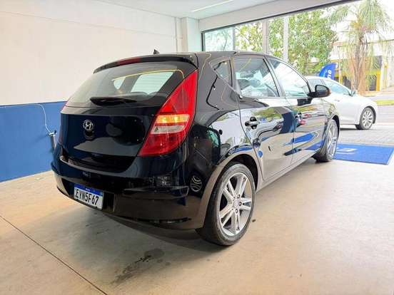 HYUNDAI-I30-2.0 MPFI GLS 16V GASOLINA 4P AUTOMÁTICO HYUNDAI-I30-2010