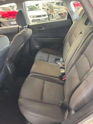 HYUNDAI-I30-2.0 MPFI GLS 16V GASOLINA 4P AUTOMÁTICO HYUNDAI-I30-2011