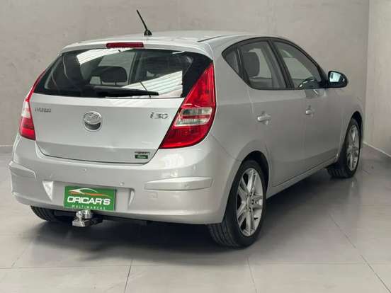 HYUNDAI-I30-2010