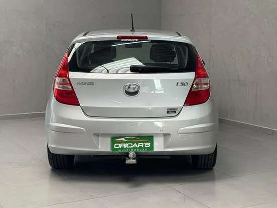 HYUNDAI-I30-2010
