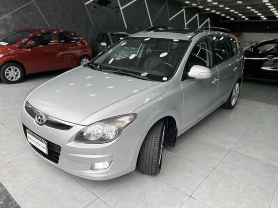 HYUNDAI-I30 CW-2.0 MPFI GLS 16V GASOLINA 4P AUTOMÁTICO HYUNDAI-I30 CW-2010