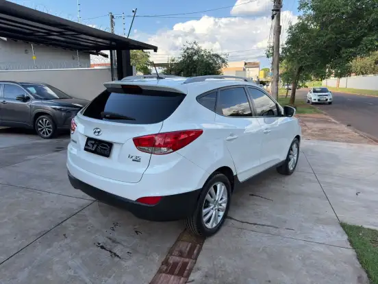 HYUNDAI-IX35-2015