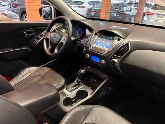 HYUNDAI-IX35-2016