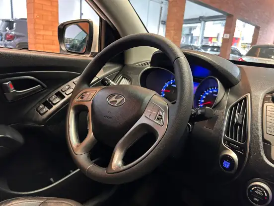 HYUNDAI-IX35-2.0 MPFI GLS 16V FLEX 4P AUTOMÁTICO HYUNDAI-IX35-2016