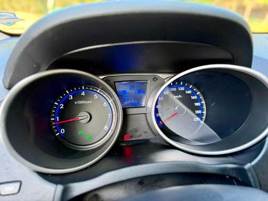 HYUNDAI-IX35-2.0 MPFI 16V FLEX 4P AUTOMÁTICO HYUNDAI-IX35-2016