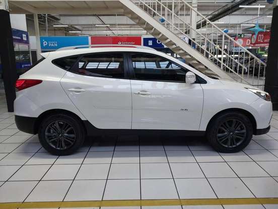 HYUNDAI-IX35-2021
