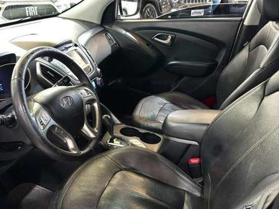 HYUNDAI-IX35-2.0 MPFI GLS 4X2 16V GASOLINA 4P AUTOMÁTICO HYUNDAI-IX35-2011
