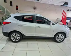 HYUNDAI IX35 2.0 MPFI GLS 4X2 16V GASOLINA 4P AUTOMÁTICO HYUNDAI IX35 2.0 MPFI GLS 4X2 16V GASOLINA 4P AUTOMÁTICO