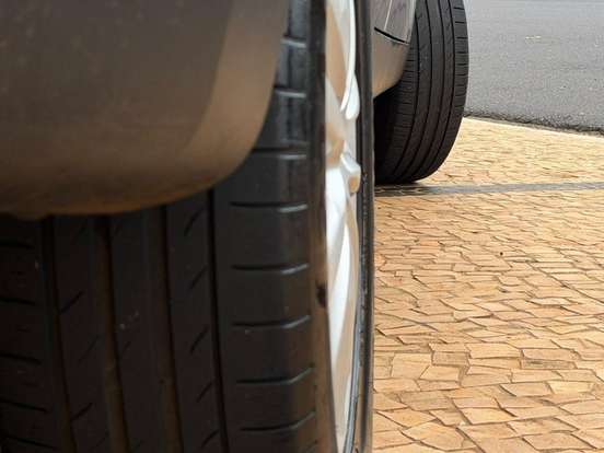 HYUNDAI-IX35-2.0 MPI 4X2 16V FLEX 4P AUTOMÁTICO HYUNDAI-IX35-2012