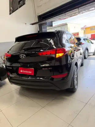 HYUNDAI-TUCSON-2017