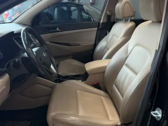 HYUNDAI-TUCSON-1.6 16V T-GDI GASOLINA GLS ECOSHIFT HYUNDAI-TUCSON-2017