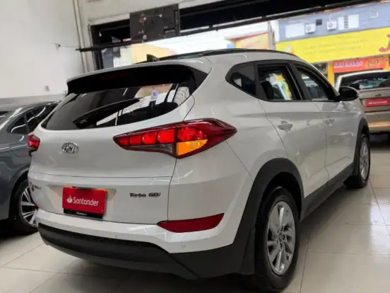 HYUNDAI-TUCSON-1.6 16V T-GDI GASOLINA GLS ECOSHIFT HYUNDAI-TUCSON-2021