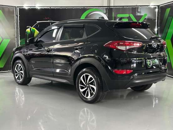 HYUNDAI-TUCSON-2020