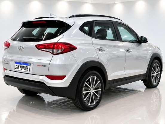 HYUNDAI-TUCSON-2017