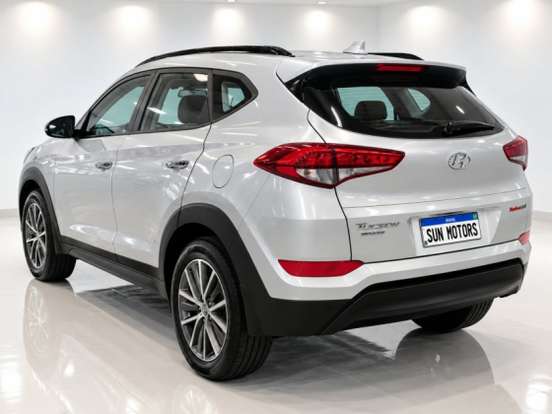 HYUNDAI-TUCSON-2017