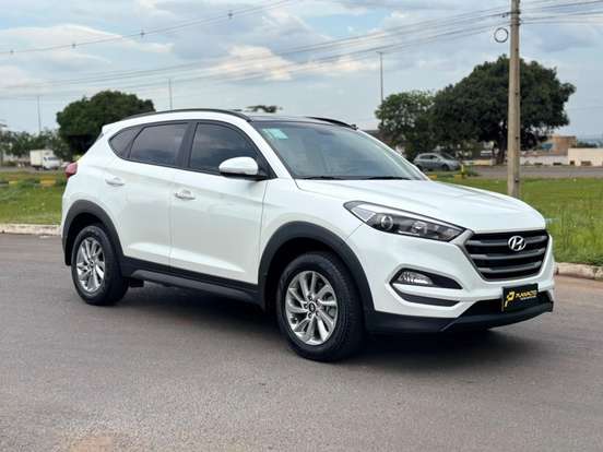HYUNDAI-TUCSON-2021