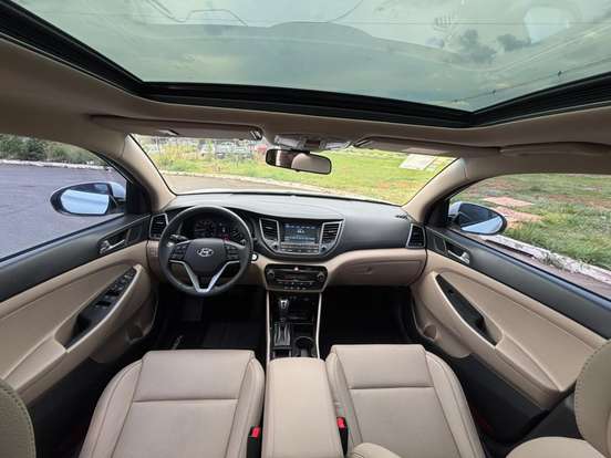 HYUNDAI-TUCSON-2021