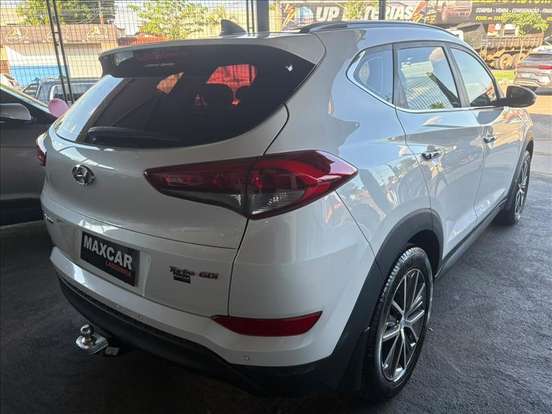 HYUNDAI-TUCSON-2017