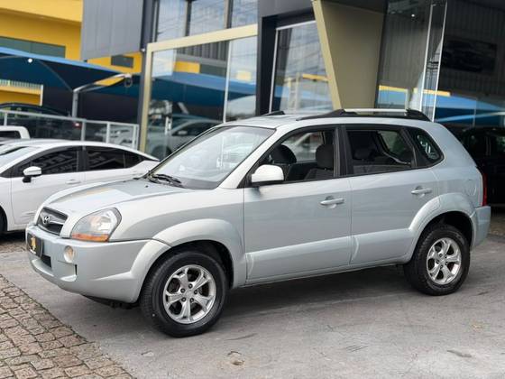 HYUNDAI TUCSON 2.0 MPFI GLS 16V 143CV 2WD FLEX 4P AUTOMÁTICO
