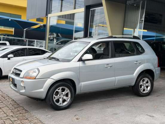 HYUNDAI-TUCSON-2.0 MPFI GLS 16V 143CV 2WD FLEX 4P AUTOMÁTICO HYUNDAI-TUCSON-2012