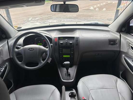 HYUNDAI-TUCSON-2012