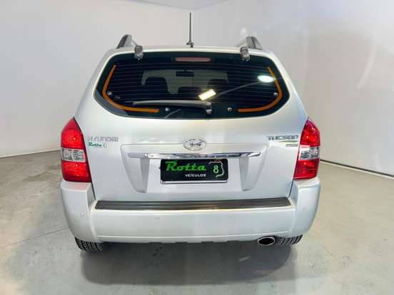 HYUNDAI-TUCSON-2015