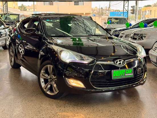 HYUNDAI-VELOSTER-2012