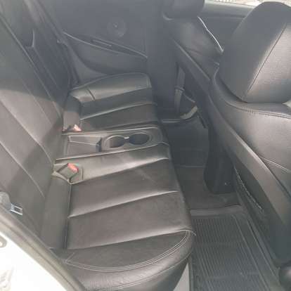 HYUNDAI-VELOSTER-2011