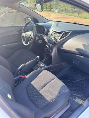 HYUNDAI-HB20-2019