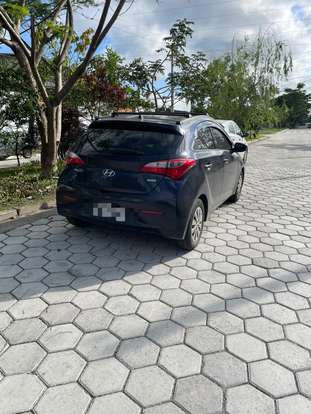 HYUNDAI-HB20-2012