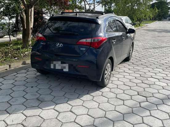 HYUNDAI-HB20-1.0 COMFORT 12V FLEX 4P MANUAL HYUNDAI-HB20-2012