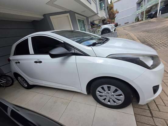 HYUNDAI-HB20-1.0 COMFORT PLUS 12V FLEX 4P MANUAL HYUNDAI-HB20-2013