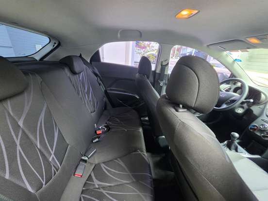 HYUNDAI-HB20-1.0 COMFORT PLUS 12V FLEX 4P MANUAL HYUNDAI-HB20-2013