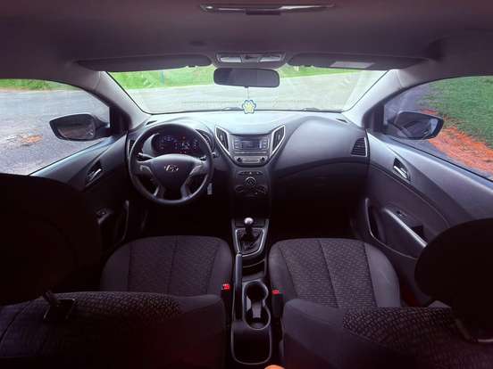 HYUNDAI-HB20-1.0 COMFORT PLUS 12V FLEX 4P MANUAL HYUNDAI-HB20-2017
