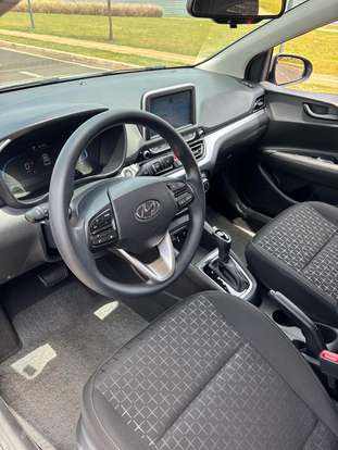 HYUNDAI-HB20-2025