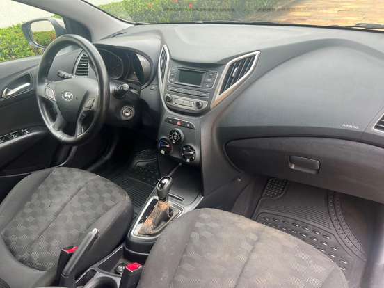 HYUNDAI-HB20-1.6 COMFORT PLUS 16V FLEX 4P AUTOMÁTICO HYUNDAI-HB20-2016