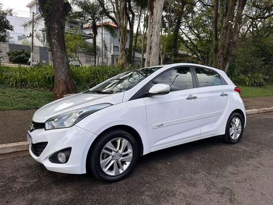 HYUNDAI-HB20-2014